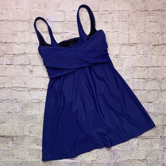 Lands End Slender Tummy Control Swimsuit - Picture 5 of 8
